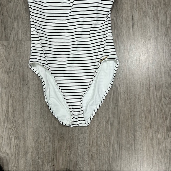 VINCE CAMUTO blossom stripe one piece swimsuit J8 - Picture 2 of 6